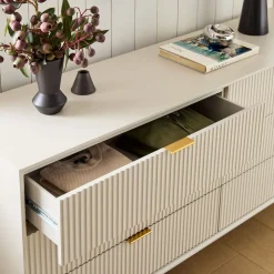 Quinn Wide 6-Drawer Dresser (72")