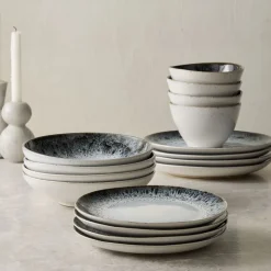 Reactive Glaze Stoneware Dinnerware (Set of 16)