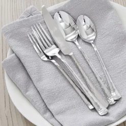Reagan Hammered Mirror Flatware Place Setting (Set of 20)