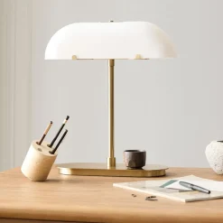 Reynolds Glass Table Lamp (17")