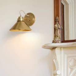 Roslyn Sconce (8")