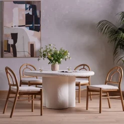 Scalloped Base Round Dining Table (60")