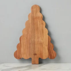 Scalloped Wood Tree Cutting Board
