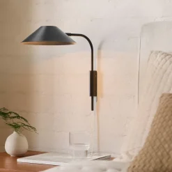 Shiloh Plug-In Sconce (10.6")