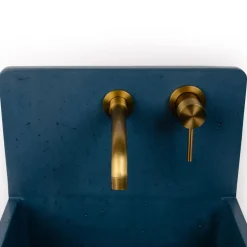 Single Handle Wall-Mounted Faucet