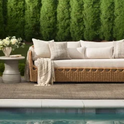 Solen Outdoor Woven Sofa (84")