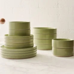 Straight-Sided Stoneware Dinnerware (Set of 16)