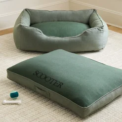 Sunbrella® Indoor/Outdoor Wave Two Tone Pet Bed