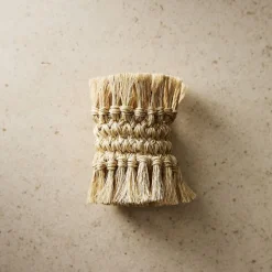 TALLO de OLIVO Fique Fringe Napkin Ring