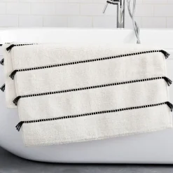 Tassel Stripe Bath Mat