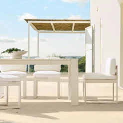 Telluride Aluminum Outdoor Extendable Dining Table (60"–85")