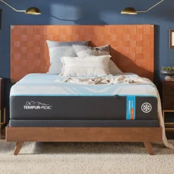 Tempur-Pedic® Luxe Breeze 2.0 Mattress