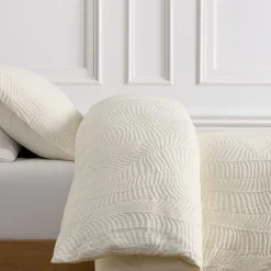Trailing Fern Matelasse Duvet Cover & Shams