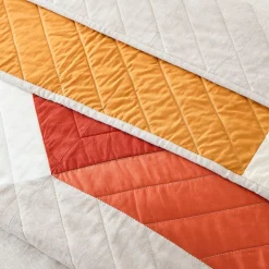 Vacilando Studios Wat Throw Quilt