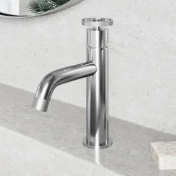 VIGO Cass Pinnacle Single-Handle Bathroom Faucet