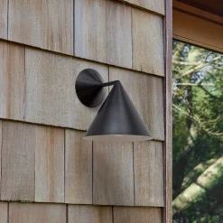 Warren Outdoor Sconce (8.5")