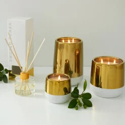 White & Gold Candle - Smoked Tonka