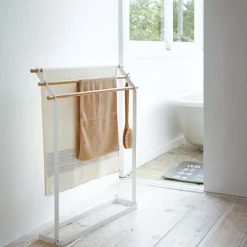 Yamazaki Standing Bath Towel Hanger