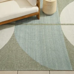 Yin-Yang Outdoor Performance Rug