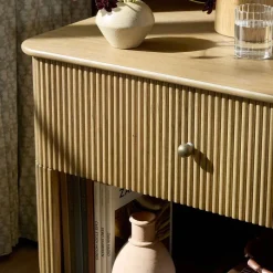 Ysoria Nightstand (32")